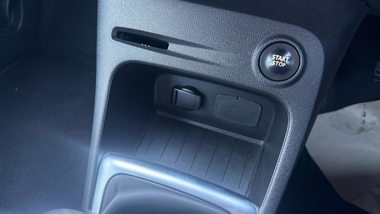 Renault Captur 0.9 TCE 90 Dynamique Nav 5dr Petrol Hatchback